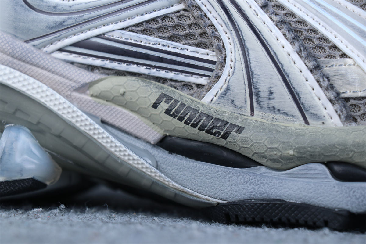 Runner Sneaker 'Worn-Out - Beige Brown'