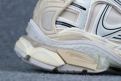 Wmns Runner 'Worn-Out - Beige'