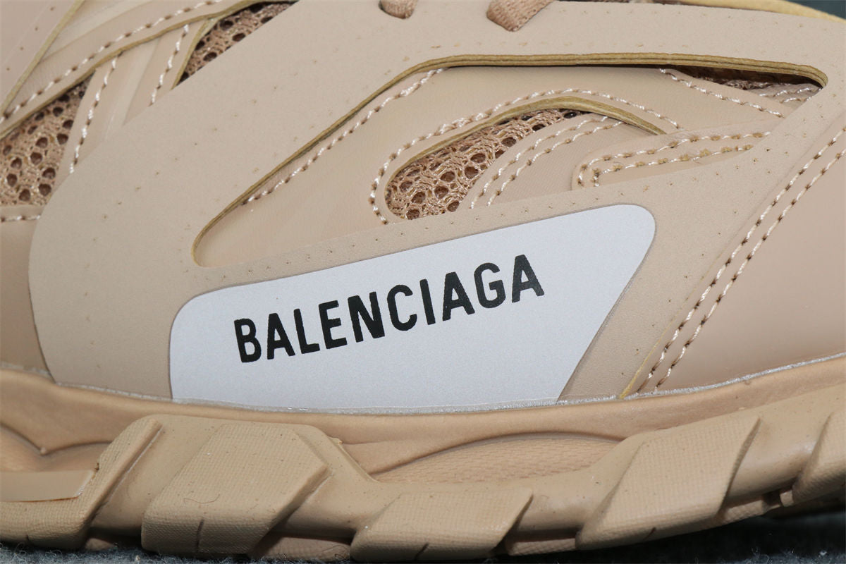 Wmns Track Sneaker 'Beige'