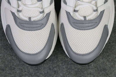 B22 'White Grey'