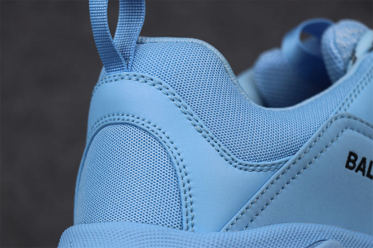 Wmns Triple S Sneaker 'Blue'
