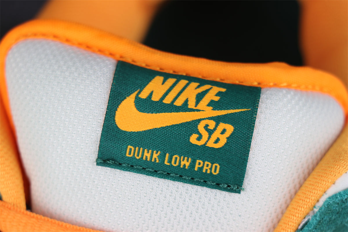 Dunk Low Pro SB 'Legion Pine'
