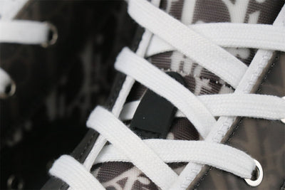 B23 High 'Oblique - Black White'