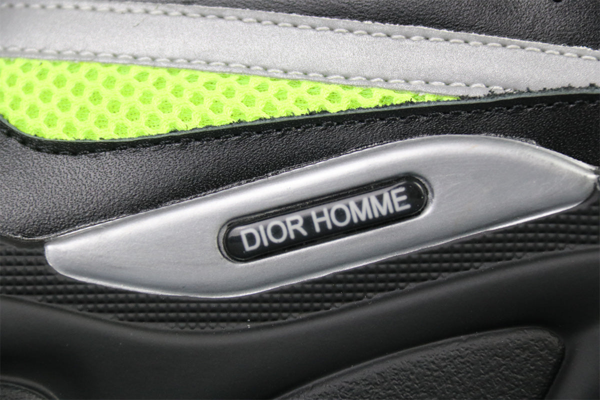 B22 'Black Volt'