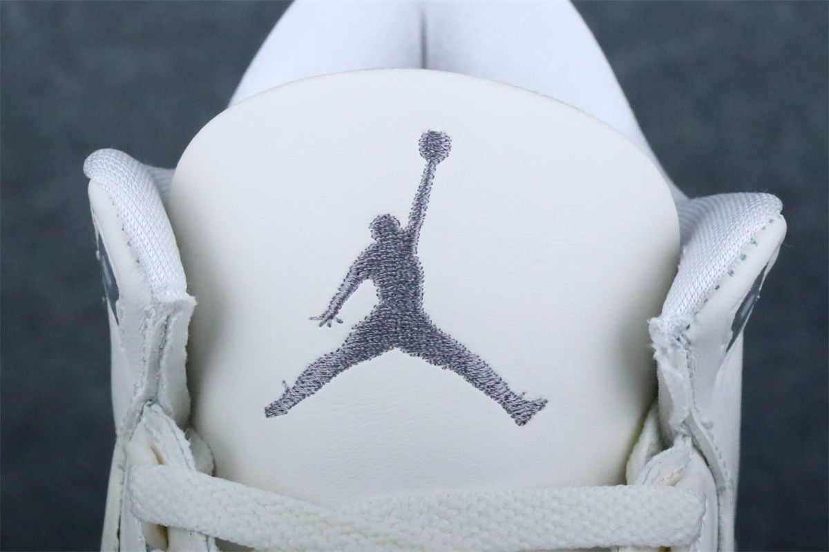 Wmns Air Jordan 3 Retro 'Sail Metallic Silver'