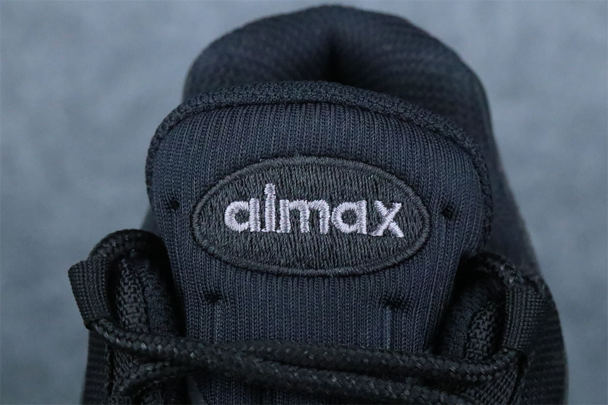 Air Max 95 Essential 'Triple Black'