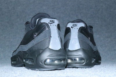 Air Max 95 Essential 'Triple Black'