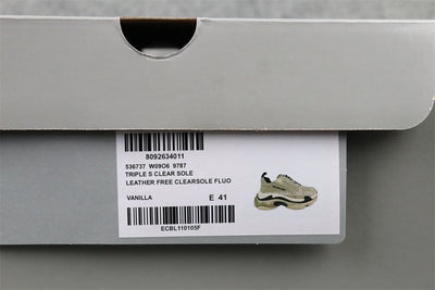 Triple S Sneaker 'Vanille'