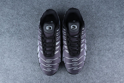Air Max Plus 'Black Metallic Silver'