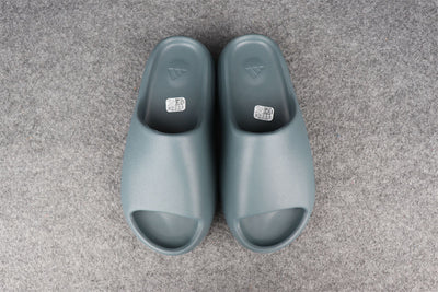 Yeezy Slides 'Slate Marine'