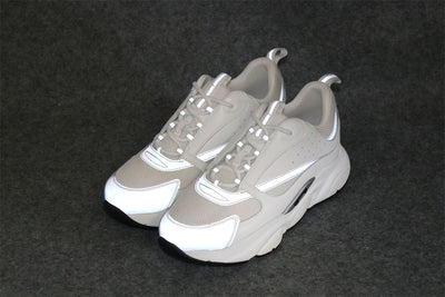B22 'White Grey'
