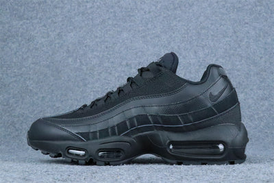 Air Max 95 Essential 'Triple Black'