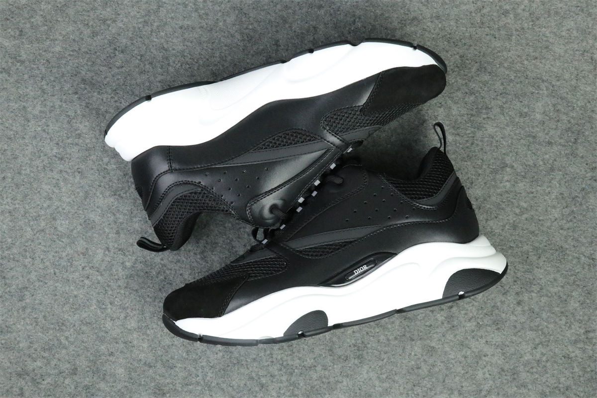 B22 'Black White'