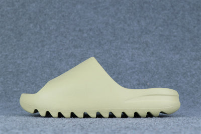 Yeezy Slides 'Resin'