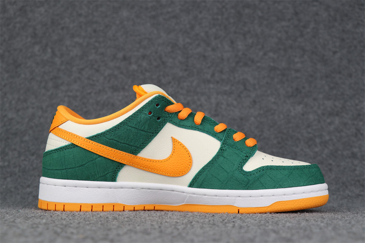 Dunk Low Pro SB 'Legion Pine'