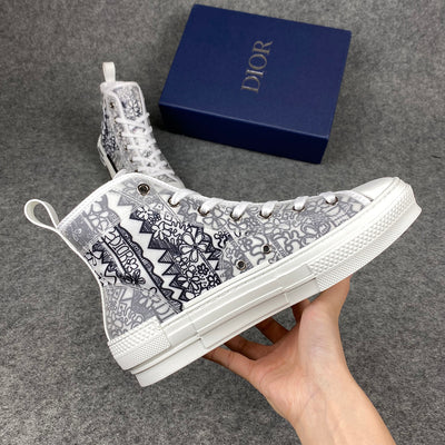 B23 High 'Shawn Embroidery'
