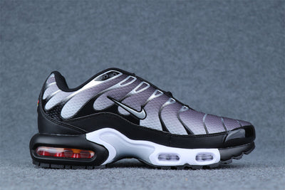 Air Max Plus 'Black Metallic Silver'