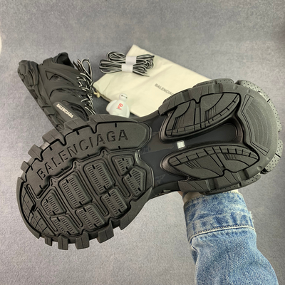 Wmns Track Trainer 'Triple Black'