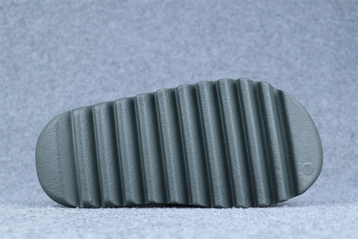 Yeezy Slides 'Granite'