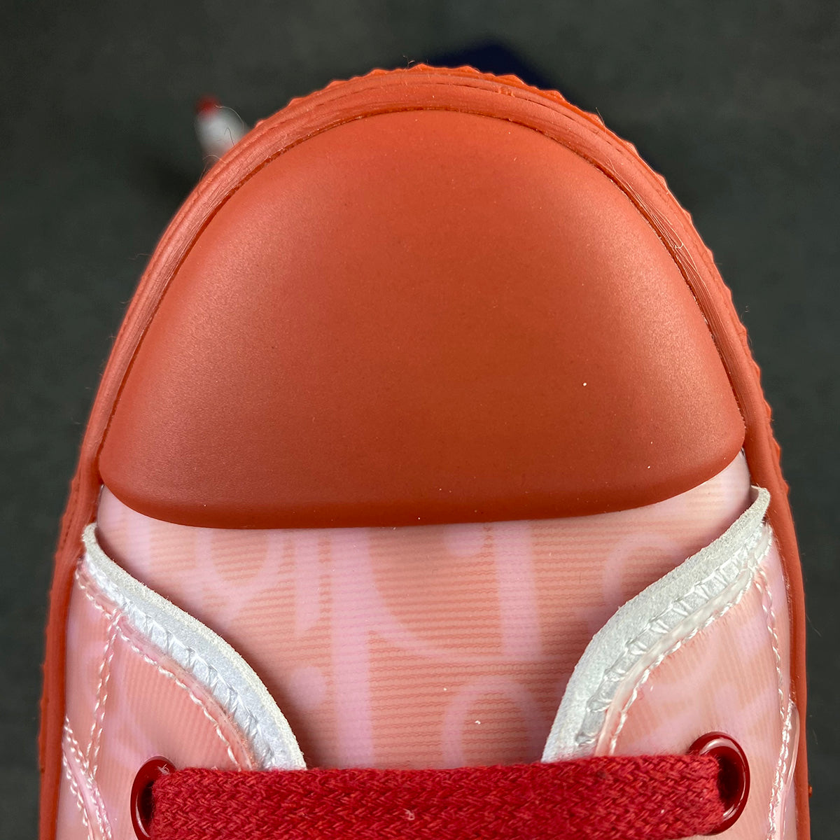 B23 High 'Oblique - Red'