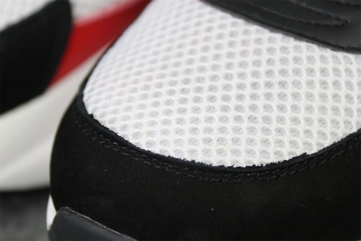 B22 'White Red'