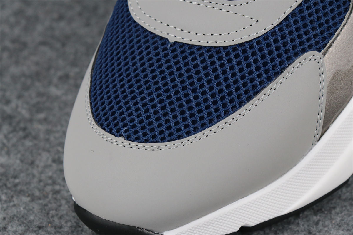 B22 'Blue Silver'