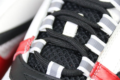 B22 'White Red'