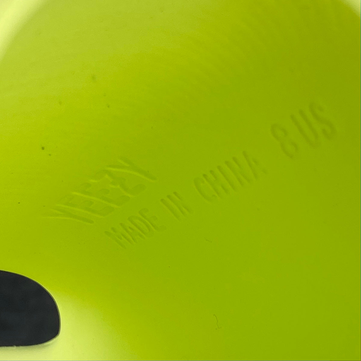 Yeezy Slides 'Glow Green'