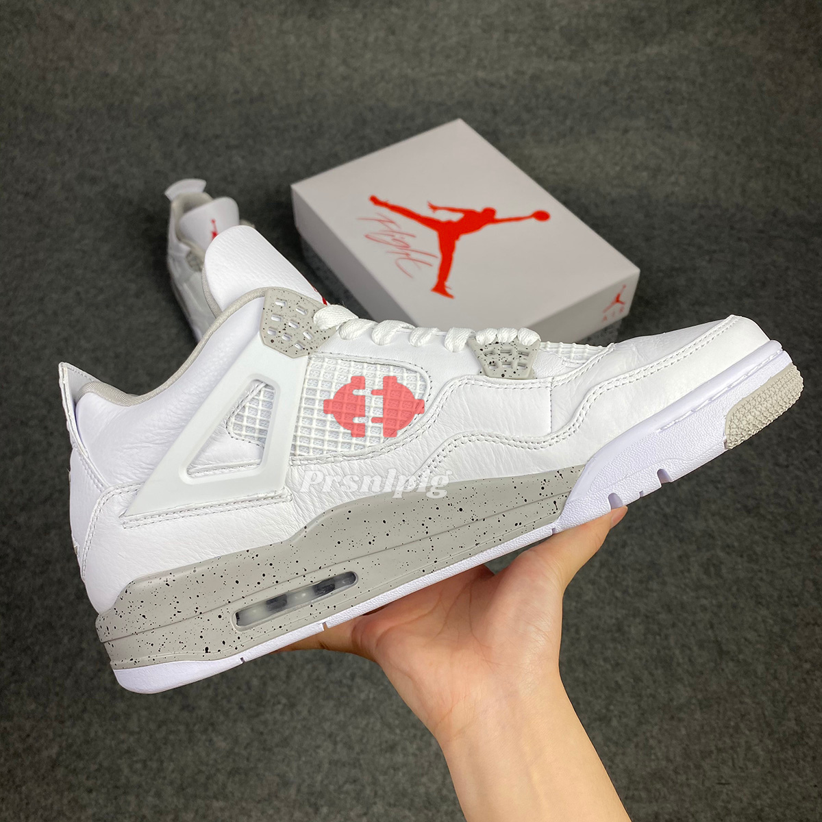 Air Jordan 4 Retro 'White Oreo'