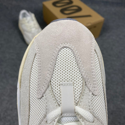 Adidas Yeezy Boost 700 'Analogique'