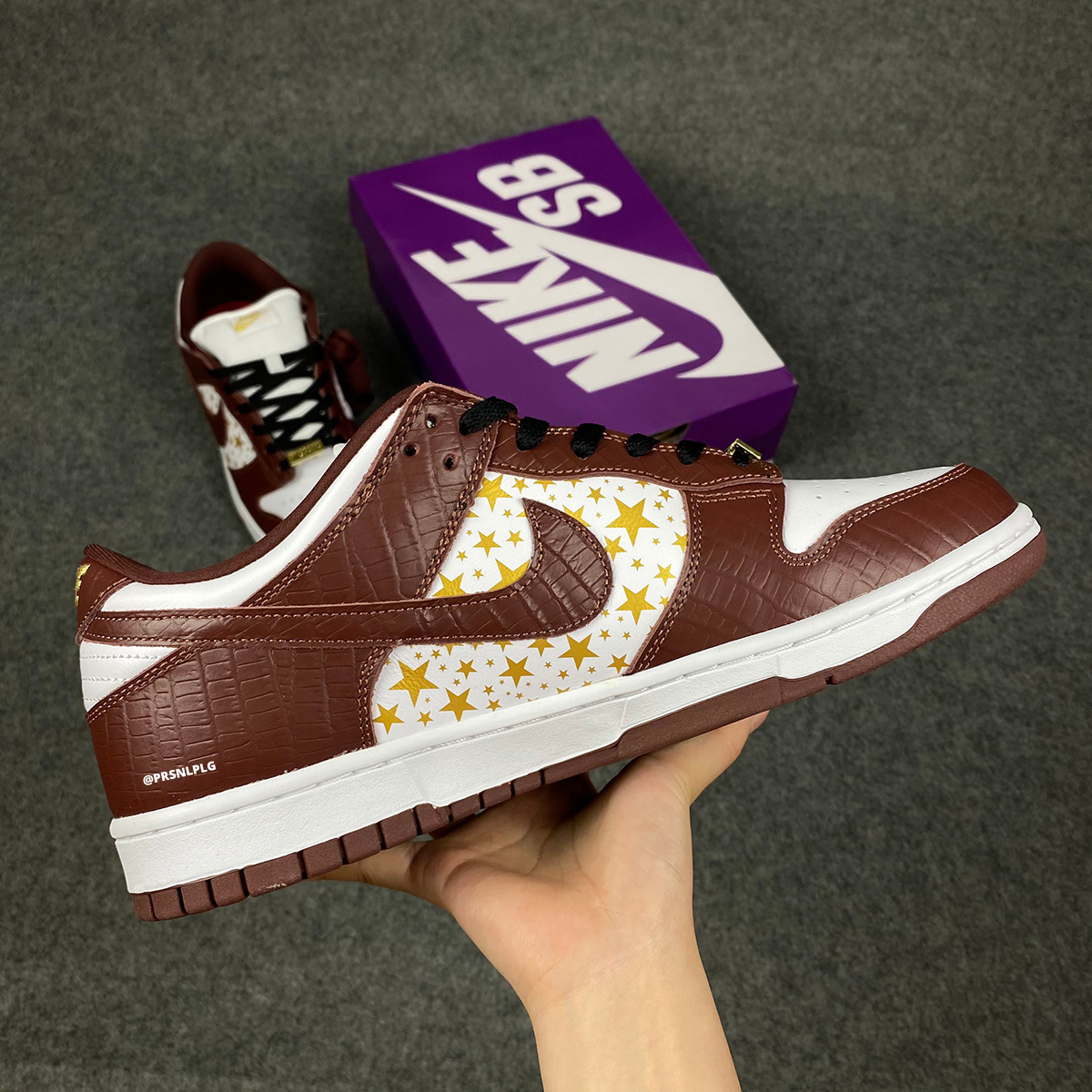 Supreme x Dunk Low OG SB QS 'Barkroot Brown'