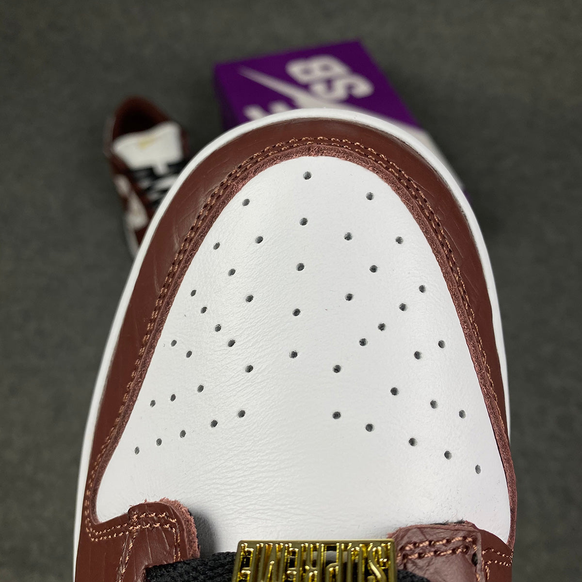 Supreme x Dunk Low OG SB QS 'Barkroot Brown'