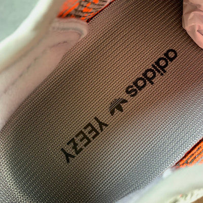 Yeezy Boost 350 V2 « Beluga réfléchissant »