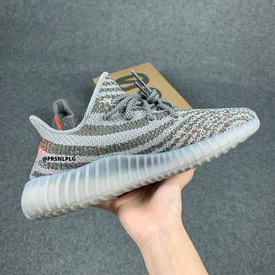 Yeezy Boost 350 V2 « Beluga réfléchissant »