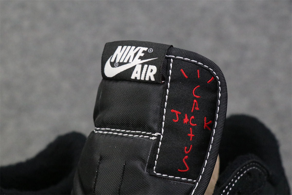 Travis Scott x Air Jordan 1 Low OG SP 'Black Phantom'