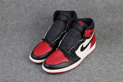 Air Jordan 1 Retro High OG 'Bred Toe'