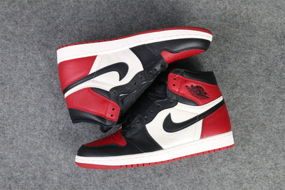 Air Jordan 1 Retro High OG 'Bred Toe'