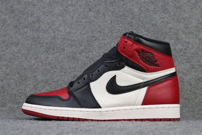 Air Jordan 1 Retro High OG 'Bred Toe'