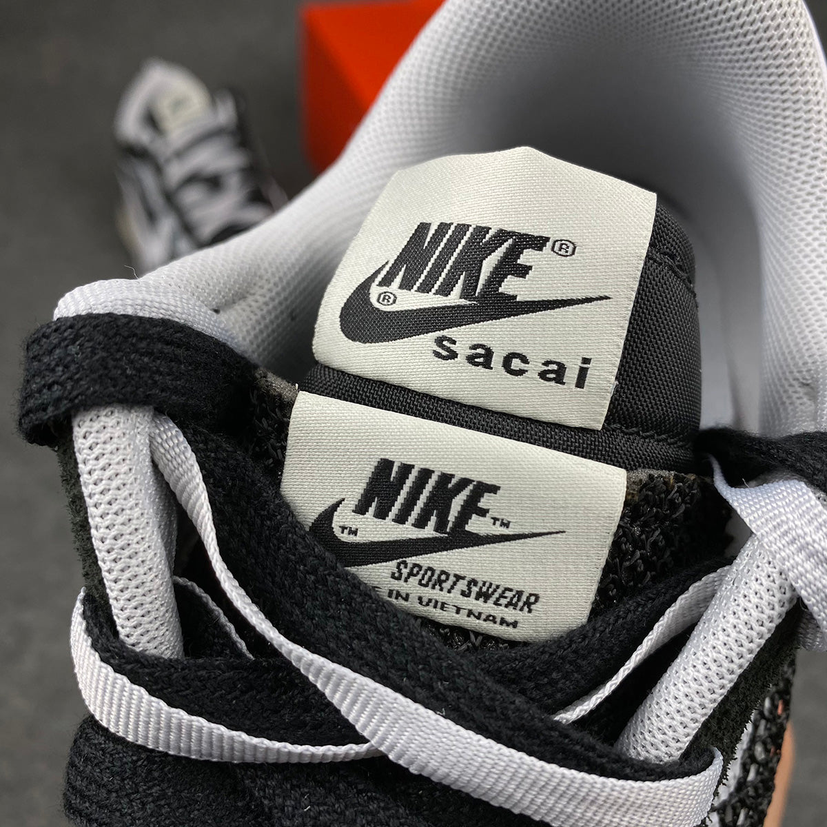 Sacai x VaporWaffle 'Black White'