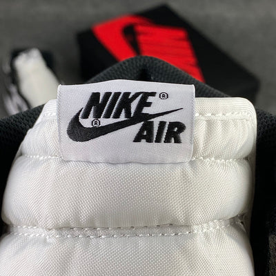 Air Jordan 1 Retro High OG 'Zwart/Wit' (2014)