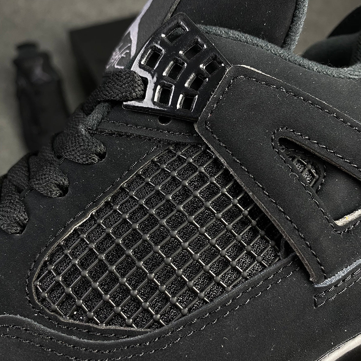 Jordan 4 Retro Black Cat (2020)