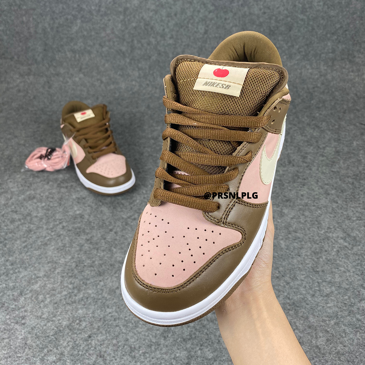 Dunk low pro clearance sb stussy cherry