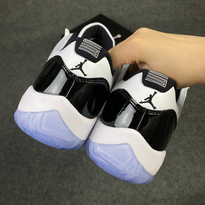 Air Jordan 11 Retro Low 'Concord'