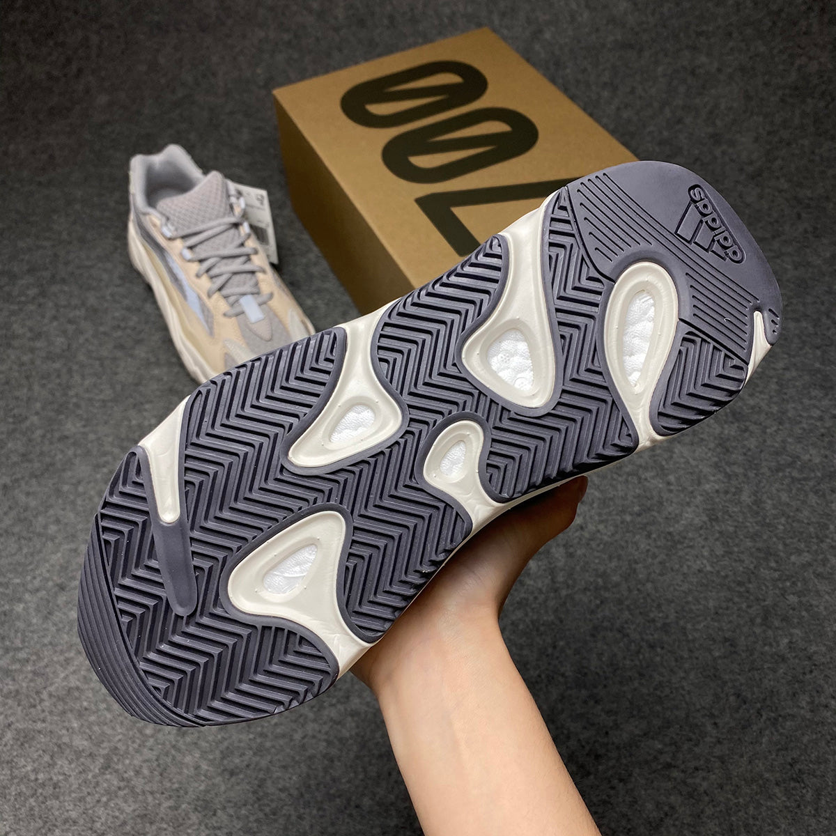 Yeezy Boost 700 V2 'Crème'