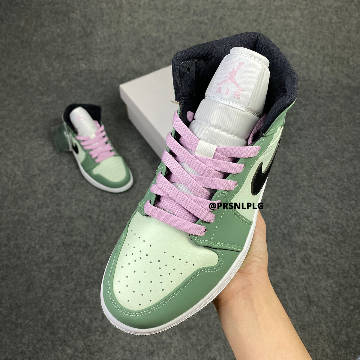 Wmns Air Jordan 1 Mid SE 'Dutch Green'