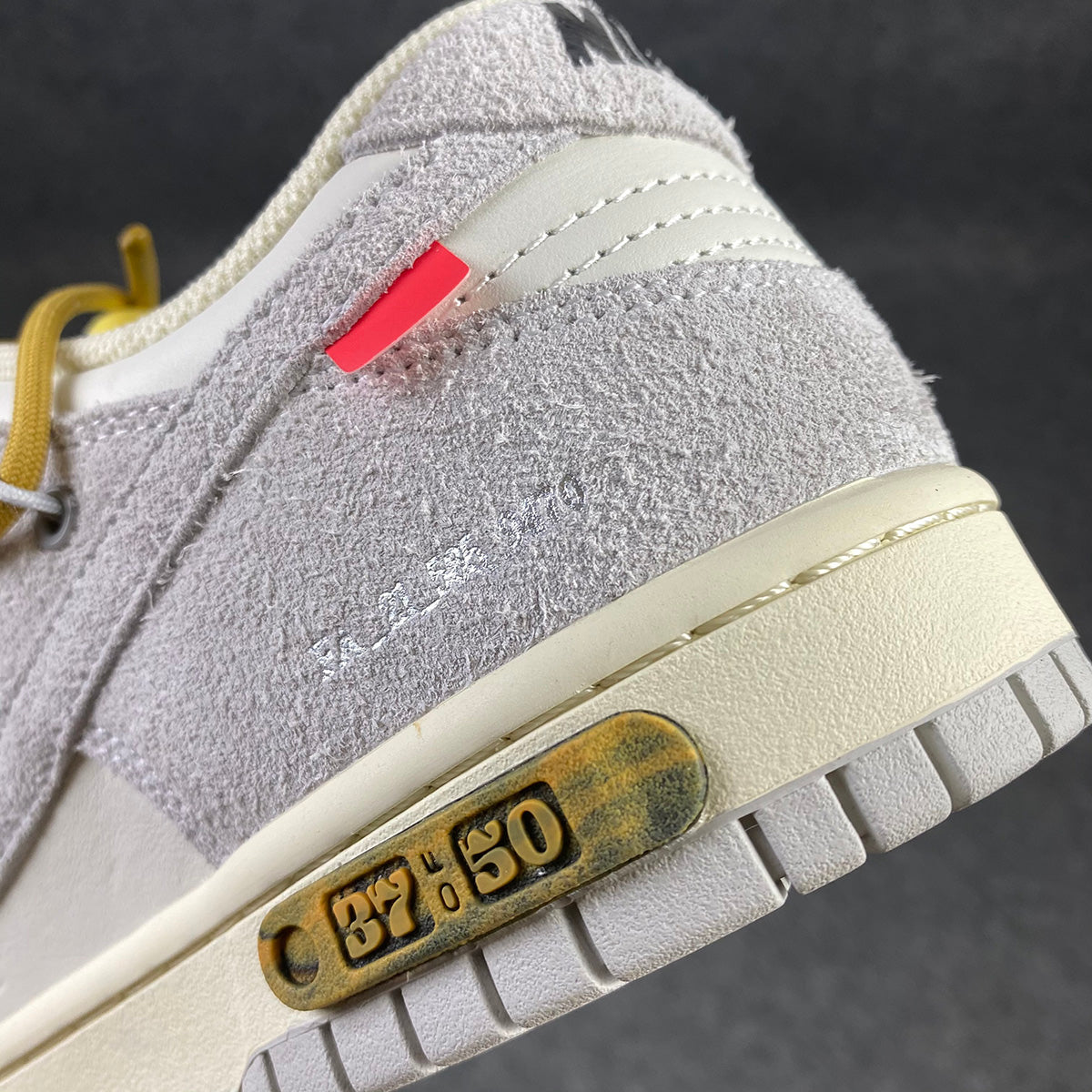 Off-White x Dunk Low « Lot 37 sur 50 »