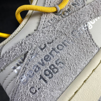 Gebroken wit x Dunk Low 'Lot 39 van 50'