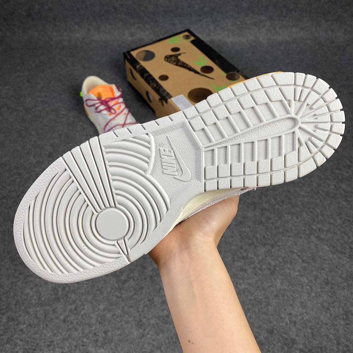 Off-White x Dunk Low « Lot 35 sur 50 »