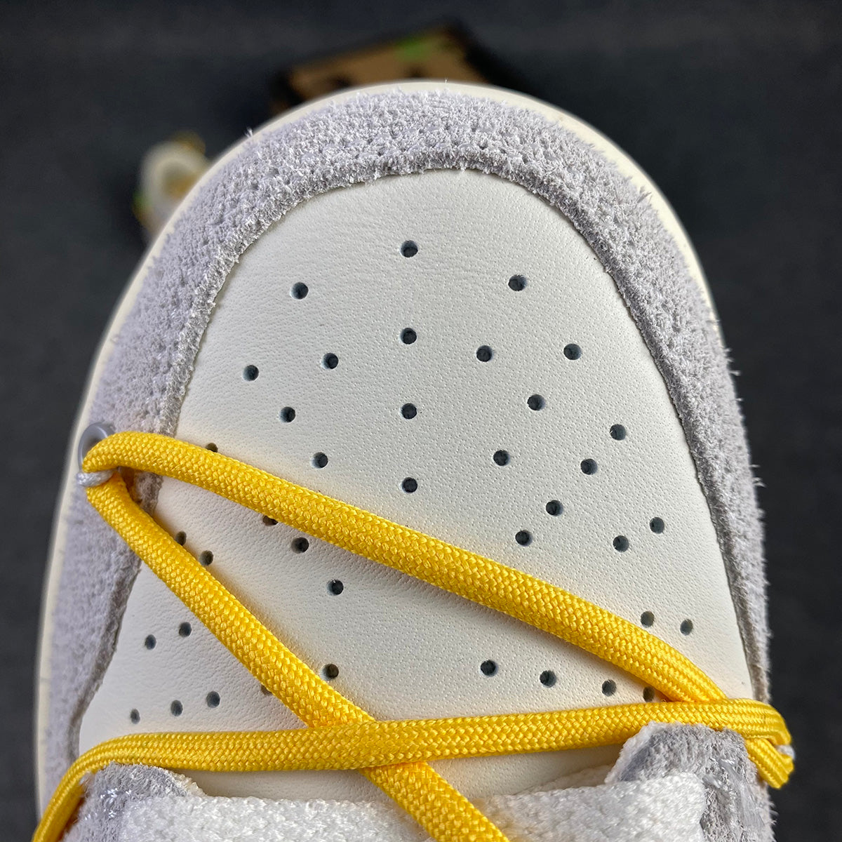Gebroken wit x Dunk Low 'Lot 39 van 50'