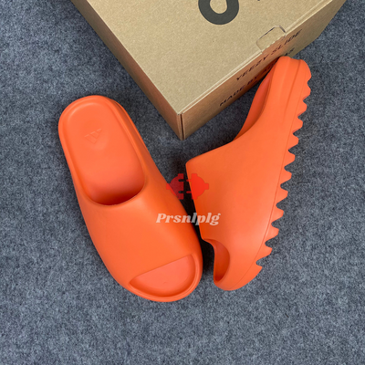 Yeezy Slides 'Enflame Orange'